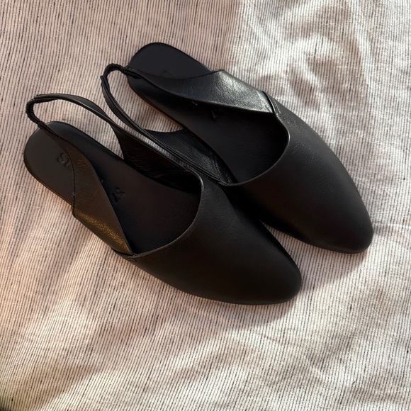 St. Agni Aleta Black Slingback Leather Mules - Picture 3 of 7